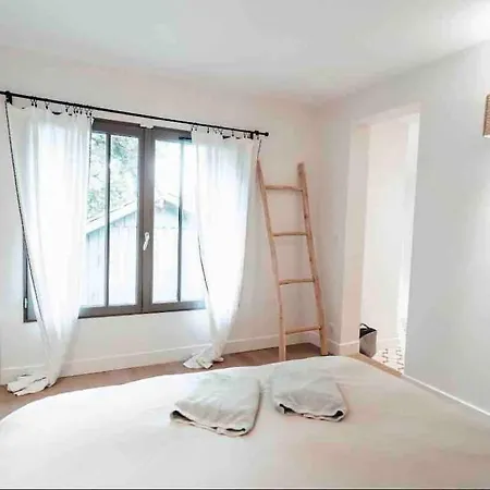 Ferienhaus Chic And Elegant House 5 Minutes From Pereire